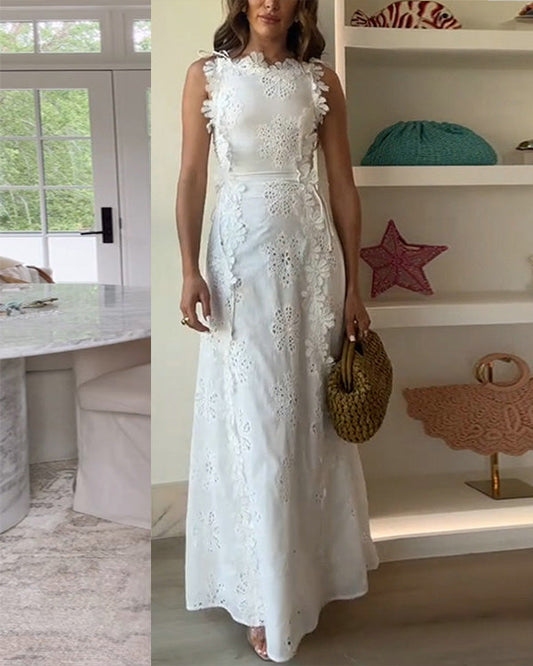 Facerya Lace Embroidery Maxi Dress