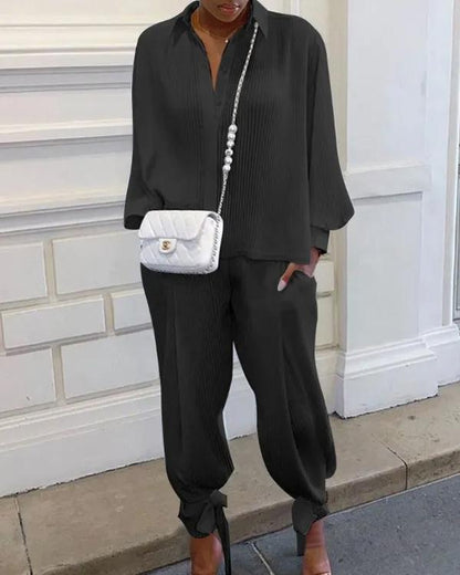 Facerya T-Shirt And Pants Set