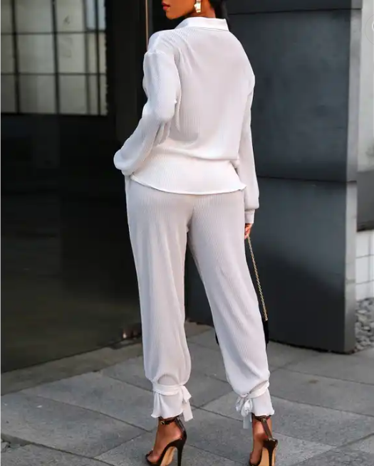 Facerya T-Shirt And Pants Set