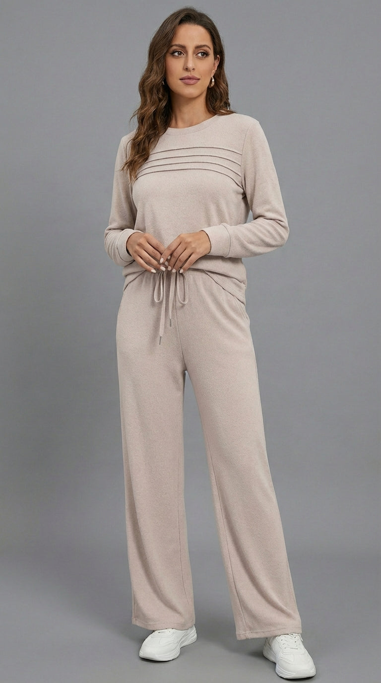 Serene Lounge Set – Soft Top & Drawstring Pants