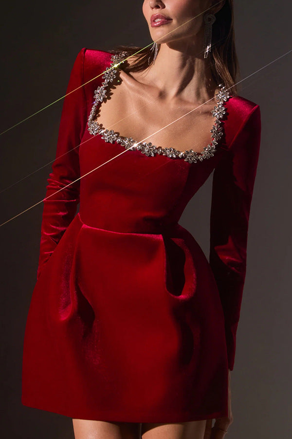 Facerya Diamond Neck Velvet Mini Dress