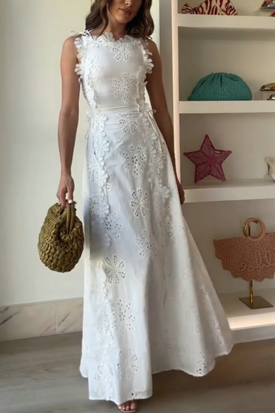 Facerya Lace Embroidery Maxi Dress