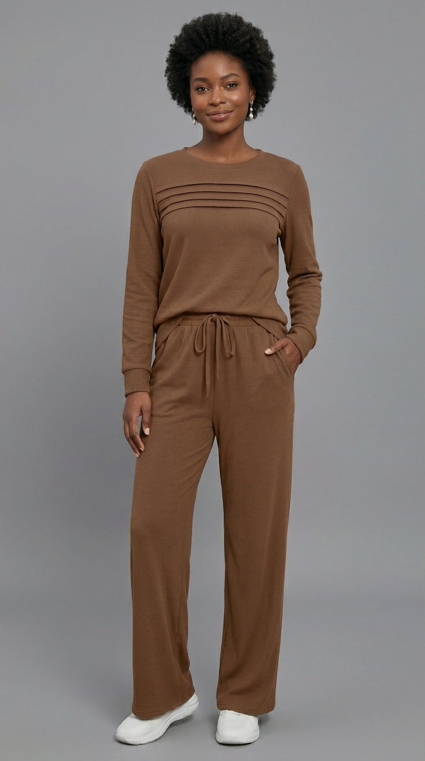 Serene Lounge Set – Soft Top & Drawstring Pants